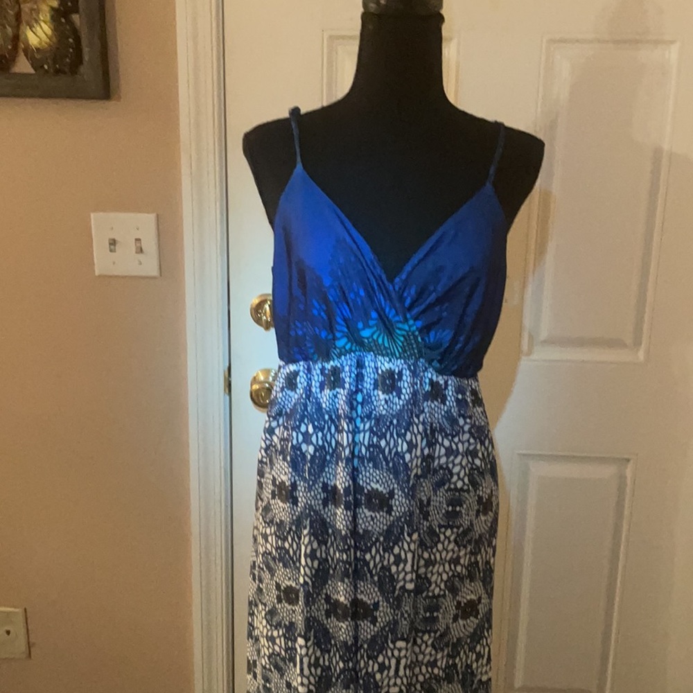 Spaghetti Straps Long Dress// Blue & White